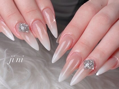 ネイルジニ(nail.Jini)の写真