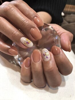 アモ ネイル(Amo NAIL)/
