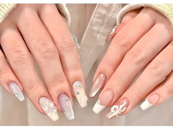グレイスネイル 吉祥寺店(Grace nail)の写真/繊細なアートはもちろん、個性的なデザインもお任せ♪長さ出しだからこそ楽しめるアートを豊富にご用意！