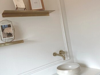 フィズ アイ ビューティ 豊川八幡店(fiz eye beauty)/店内