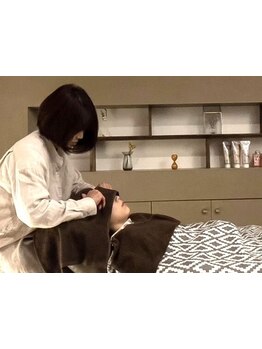 ヘッドスパで癒されたい