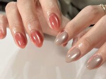 ノウェム(novem)/片手ずつ色を変えて♪