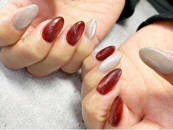 ルチア(Lucia)の写真/【オフなし☆ワンカラーor2色ハンドジェルネイル¥4000】時短&リーズナブルで気軽に通える◎

