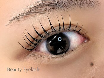 まつげエクステ専門店 ビューティーアイラッシュ 泉佐野店の写真/【パッチリ目元に】まつ毛パーマ/パリジェンヌラッシュリフト　自まつげに優しい美容液成分配合☆