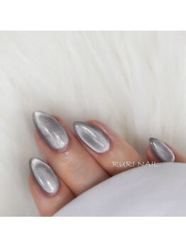 瑠璃(RURI)/マグネットネイル