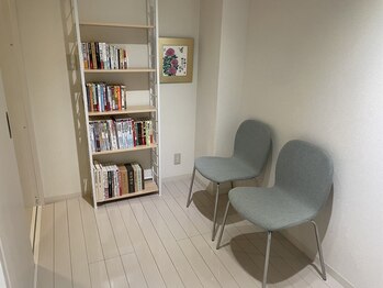 みのもスポーツマッサージ治療院/待合室☆【鍼灸・マッサージ】