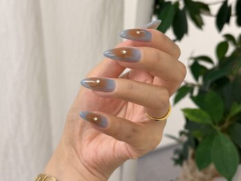 モノ 本通(mono)/チークネイル