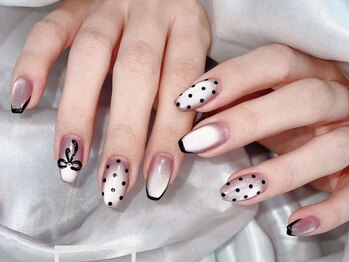 アクロネイルプラス 吉塚店(ACRO NAIL Plus)の写真/【吉塚駅徒歩3分】香椎で人気店が吉塚に！手元をより綺麗に見せ、自然で美しい長さ出しが得意◎