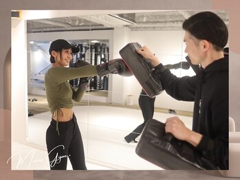 MOXIE GYM/46 名古屋 丸の内/二の腕のたるみをスッキリ改善！