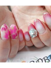 トータルサロン 白べぇーっ プラス/ハイライトネイル☆