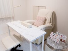 1名様貸切のゆったおくつろぎいただけるサロンです♪