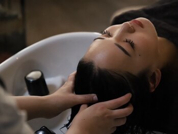 サロン アンジー(salon Angie)の写真/【春日井/出川町】人気No1"至福のmarbbヘッドスパ"¥7700◇超微細なバブルに包まれ思わず寝落ちする贅沢時間