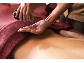 トリップリラクゼーションルーム(trip relaxation room)/アロマトリートメント(全身)