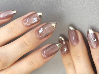 ネイル ビジュー(NAIL BIJOU)の写真/ニュアンスネイルやSNSの人気デザイン・こだわりデザインも!持ち込みOKで満足度◎【10本フルアート¥7700】