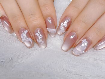 アンベリール 新宿(Embellir)の写真/うるうるちゅるん♪上品で可愛い褒められネイルが人気◎