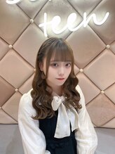 セブンティーン(Seventeen)/サイド編み込み