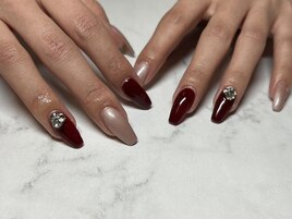 vカット　ボルドー[新宿]