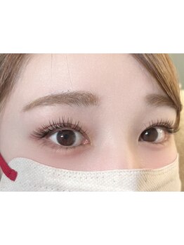 ナチュラル上品な目元にしたい