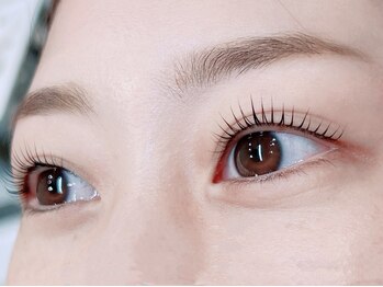 クララ カスガイ(CLALA Kasugai)の写真/大人気まつげパーマを新導入!経験豊富なスタッフが貴女に似合う美しい目元をご提案!メイクの時短にも◎ 