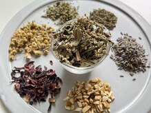 フロレゾン(Floraison)の雰囲気(黄土の本格よもぎ蒸しで、全身ぽかぽか芯まで温まる癒し時間♪)