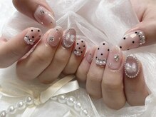 フィオレネイル(fiore nail)/ガーリードットネイル