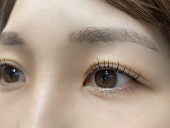 バイオレット(violets)の写真/《簡単垢抜け眉ワックス メイク仕上げ込み¥4,000 》眉メイクが苦手な方も眉ワックスで時短メイクに♪