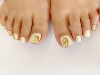 キラネイル アンド アイラッシュ by World Beauty(KIRA)/ゴールドXオフホワイト