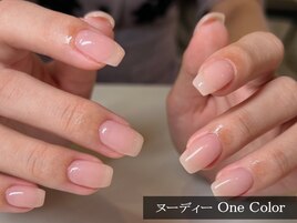 抜け感。ヌーディーカラーの魔法