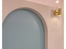 Nailsalon Irodoriの雰囲気（East04. かわいい個室サロンでゆったりとお過ごしください♪）