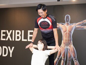 スリーエス 梅田スタジオ(SSS)の写真/【姿勢改善、美しいボディラインに】首・肩こりの原因の根本にアプローチして、疲れを徹底解消します☆