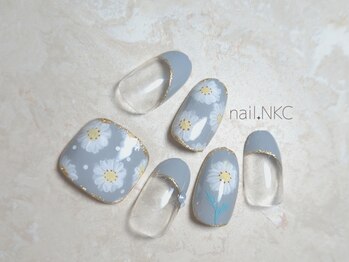 NKC/グレーベースで大人マーガレット