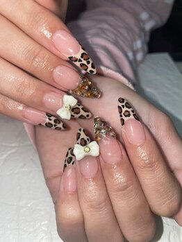 ネイルズフォーユー(Nails 4 U)/