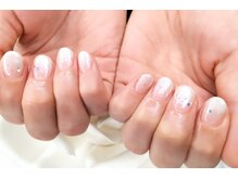キープ ネイルサロン(KEEP)/白のグラデーション♪