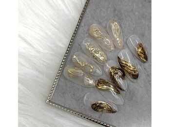 エフ(F)/ニュアンスネイル