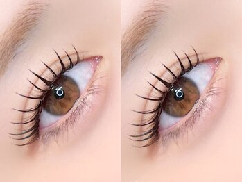 ヘラ(HERA)の写真/ナチュラルな本数でワンホンマツエク♪まつ毛の負担を減らし軽い付け心地☆モチの良さに定評あり◎