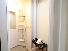 ボーテドアクリ 元町店(Beaute de ACRI)の雰囲気（施術した後はシャワールームですっきり。）