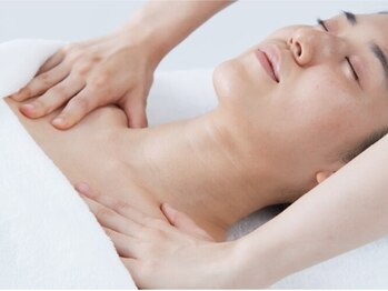 パトラ 姫路店/毛穴リメイク8★ホルモン毛穴