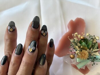 ネイルサロンさくらの写真/さりげないおしゃれが楽しめるアートネイルもお任せ下さい♪イベントや季節に合わせて気分の上がる指先に◎