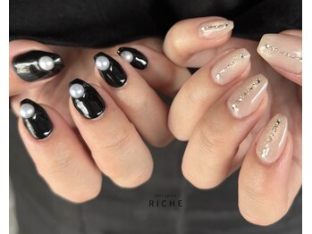 リッシュ(RICHE)/アシメモードネイル