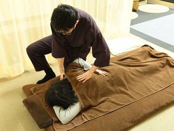 リラクゼーション あしとて/施術　姿勢調整リラクゼーション