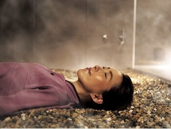 エフプラネット(F Planet)/寝ながらラジウム岩盤浴