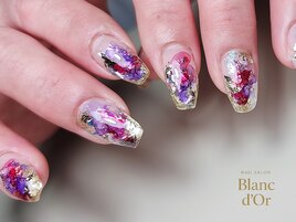 ドゥルーシー宝石ネイル