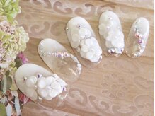エムネイル(M Nail)/可憐なホワイトフラワー