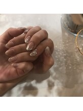 アンバー(Amber)/スタッフネイル♪