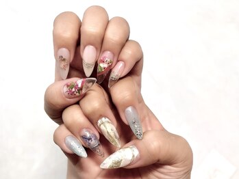 ハルネイル(Haru nail)/カラーも豊富