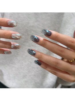 アンネ 千葉中央店(ANNE)/white × navy