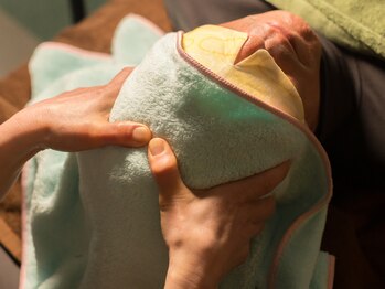 セラピス/ヘッドスパの様子