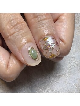 アティックネイルアトリエ(attic nail atelier)/ステンドグラスネイル親指