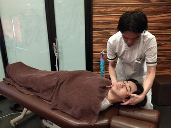 浦安整骨院/ストレートネック