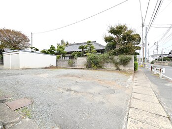 コスメ アンド エステ おぬき/駐車場